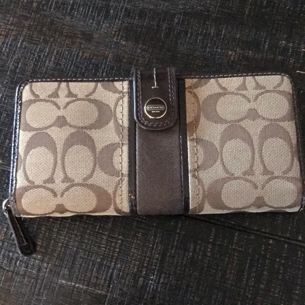 Coach wallet